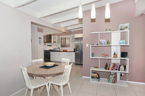 6 Botany Court Marcoola Beach - Pet Friendly 500 Bond - Broome Tourism 15