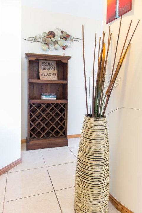 Paradise Penthouse At Waves - Airlie Beach - Broome Tourism 18