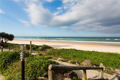 Spindrift On The Beach - Absolute Beachfront - Broome Tourism 22