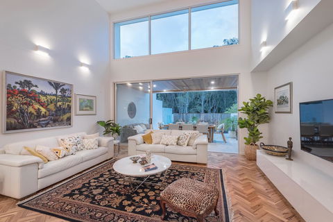 Noosa Villas - Broome Tourism 1