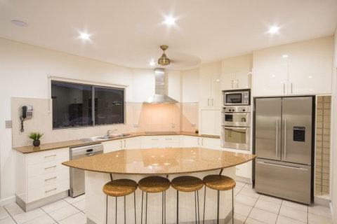 Portside Whitsunday Luxury Holiday Apartments - Broome Tourism 25