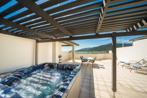 Portside Whitsunday Luxury Holiday Apartments - Broome Tourism 9
