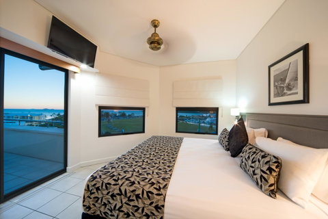 Portside Whitsunday Luxury Holiday Apartments - Broome Tourism 23