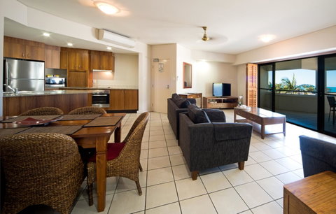 Portside Whitsunday Luxury Holiday Apartments - Broome Tourism 5
