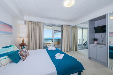 On The Beach Resort Bribie Island - Broome Tourism 21