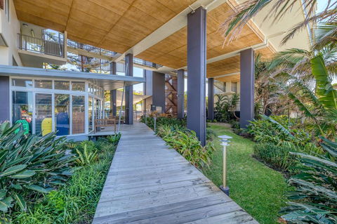 On The Beach Resort Bribie Island - Broome Tourism 12