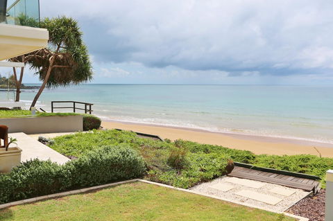 Dune On The Beach - Broome Tourism 14