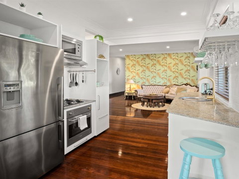 Anville Court - Broome Tourism 4
