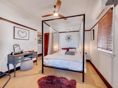 Anville Court - Broome Tourism 8