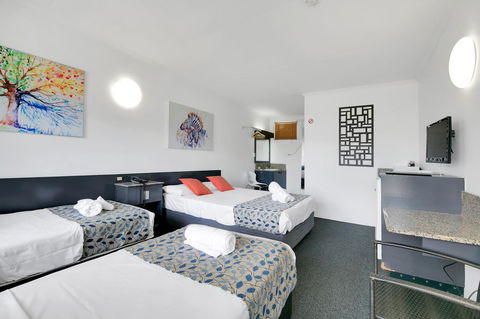 Kangaroo Point Central Hotel & Apartments - Broome Tourism 18