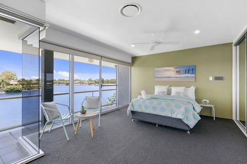 Havana Blue - Large 4 Bedroom Family Home - Broome Tourism 15