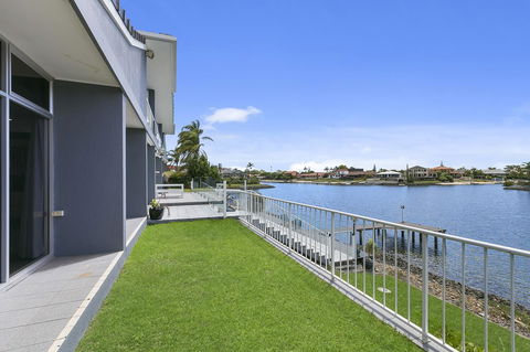 Havana Blue - Large 4 Bedroom Family Home - Broome Tourism 18