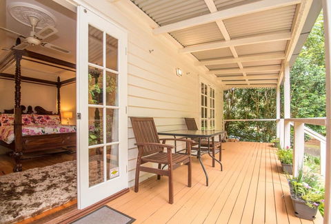 Curtis Falls Cottage - Broome Tourism 16