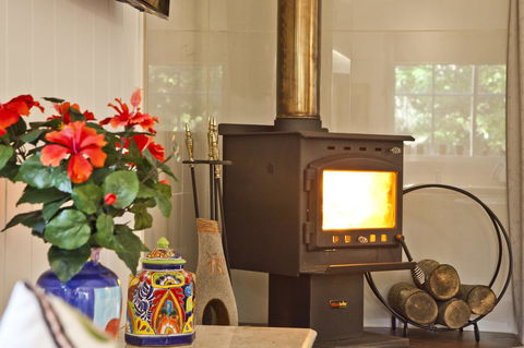 Curtis Falls Cottage - Broome Tourism 10