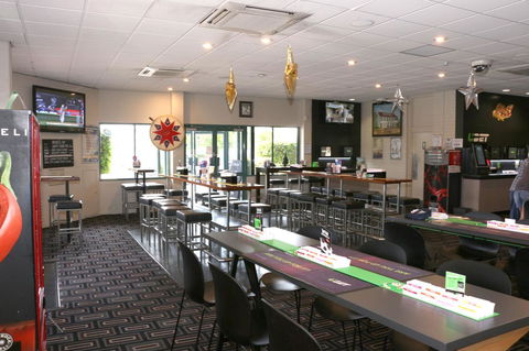 Brighton Hotel - Broome Tourism 15