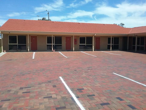Werribee Park Motor Inn - Broome Tourism 3