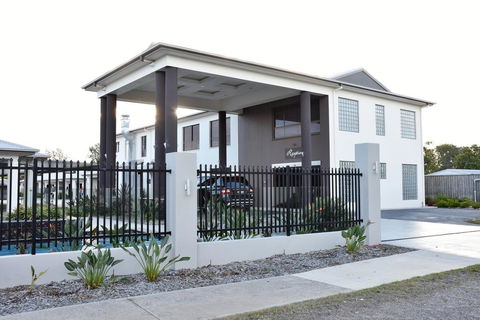 Western Downs Motor Inn - Broome Tourism 0