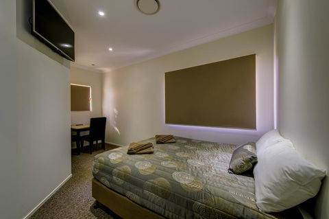 Western Downs Motor Inn - Broome Tourism 3