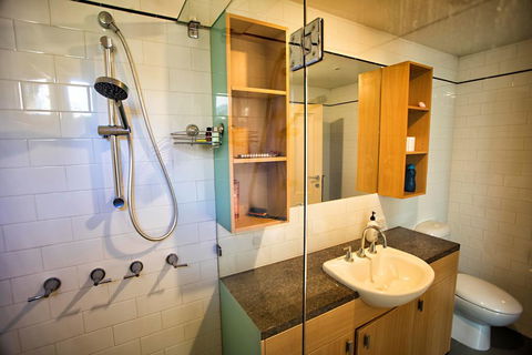 WHARF COTTAGE - Broome Tourism 3