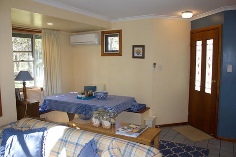 Whiskey Gully Wines - Broome Tourism 1