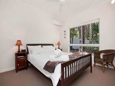 Whitehouse - Palm Cove - Broome Tourism 1