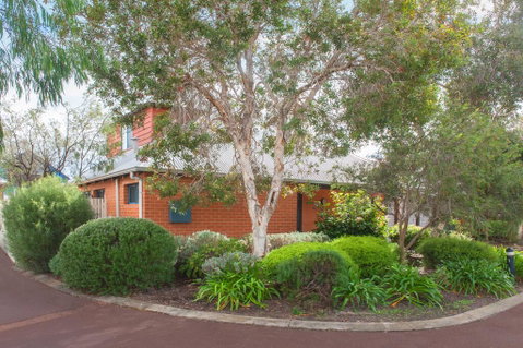 Wills - Broome Tourism 0