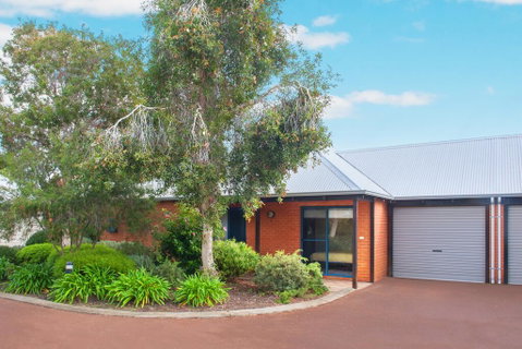 Wills - Broome Tourism 1