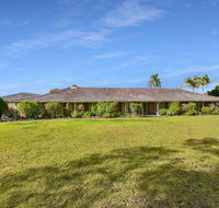 Wine Country Homestead 4-6br House - Broome Tourism