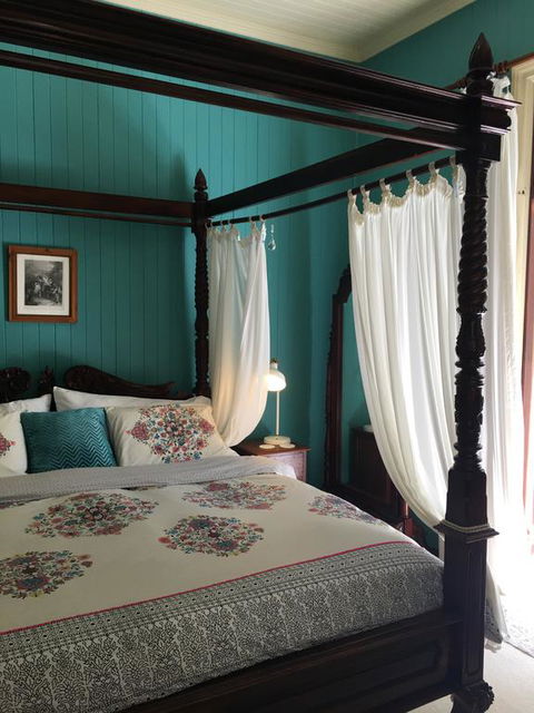 Wiss House Bed & Breakfast - Broome Tourism 1
