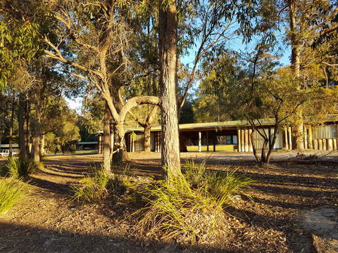 Woodbine Park Eco Cabins - Broome Tourism 0