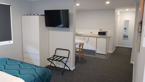 Wynnum Anchor Motel - Broome Tourism 1
