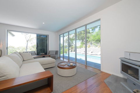 YARINGA - Retreat Style Accomodation With Swimming Pool - Broome Tourism 0