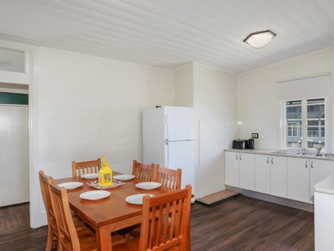 Yamba Pilot Cottage 2 - Pets Welcome - Close To Beach - Broome Tourism 2