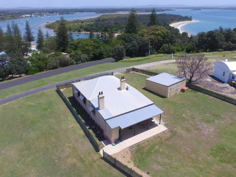 Yamba Pilot Cottage 2 - Pets Welcome - Close To Beach - Broome Tourism 0