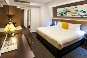 Mercure Sunshine Coast Kawana Waters - Broome Tourism 4