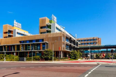 Mercure Sunshine Coast Kawana Waters - Broome Tourism 2