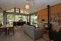 Elfin Hill Vineyard Accommodation