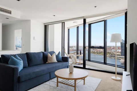 A 2BR Apt With Amazing Harbor Views FREE Parking - Broome Tourism 4