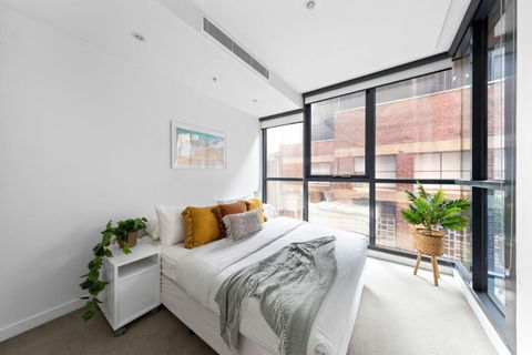 A Chic & Comfy 2BR Apt Near Federation Square - Broome Tourism 0