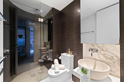 A Chic & Comfy 2BR Apt Near Federation Square - Broome Tourism 3
