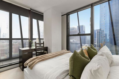 A Chic & Comfy 2BR Apt On Collins With City Views - Broome Tourism 1