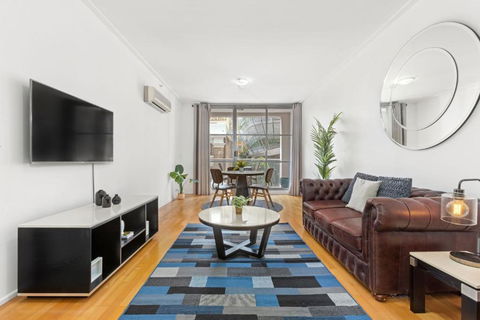 A Comfy Studio For 5 Next To Darling Harbour - Broome Tourism 0