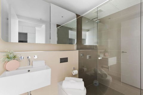A Cozy 2BR Apt With Free WiFi In Prime Melbourne - Broome Tourism 2
