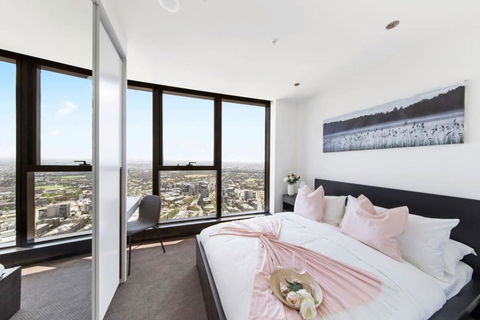 A Cozy 3BR Apt With Panoramic Views FREE Parking - Broome Tourism 0