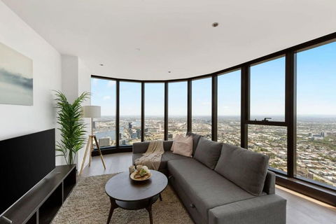 A Cozy 3BR Apt With Panoramic Views FREE Parking - Broome Tourism 1