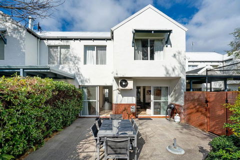Abbys Beach Villa - Broome Tourism 0