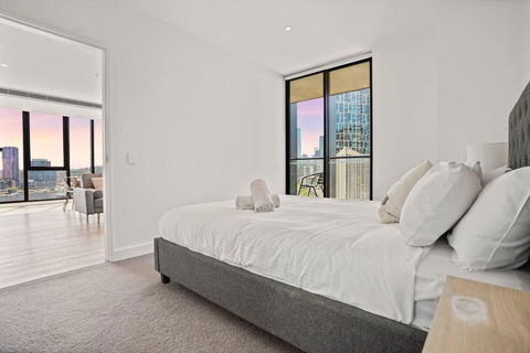 Absolute Bay View Waterfront Getaway Apt 2B2B1C - Broome Tourism 3