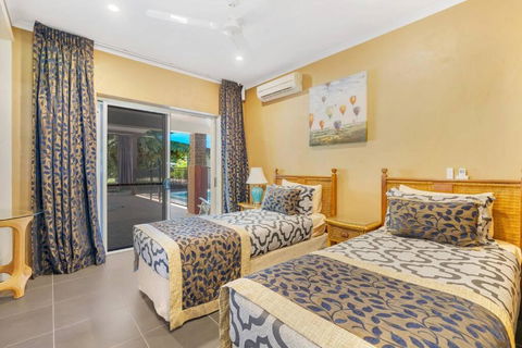 Absolute Beachfront WongaBelle- Pet Friendly - Broome Tourism 2