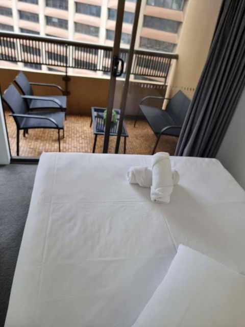 Accommodation Sydney City Centre 1 Bedroom Apartment With Balcony - Broome Tourism 3