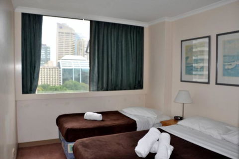 Accommodation Sydney: Hyde Park View 2 Bedroom 1 Bathroom Pet Friendly Apartment - Broome Tourism 0